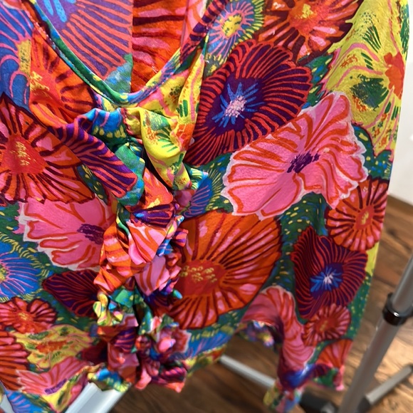 Leifsdottir, Floral print trapeze tank, 100% silk. Size 2 - Picture 5 of 8